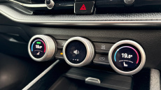 Skoda Superb 2.0 TDI SE Technology 5dr DSG Diesel Estate